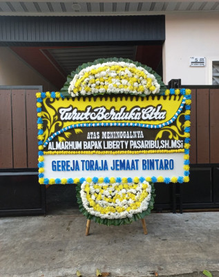 Papan Bunga Duka di Cintajaya
